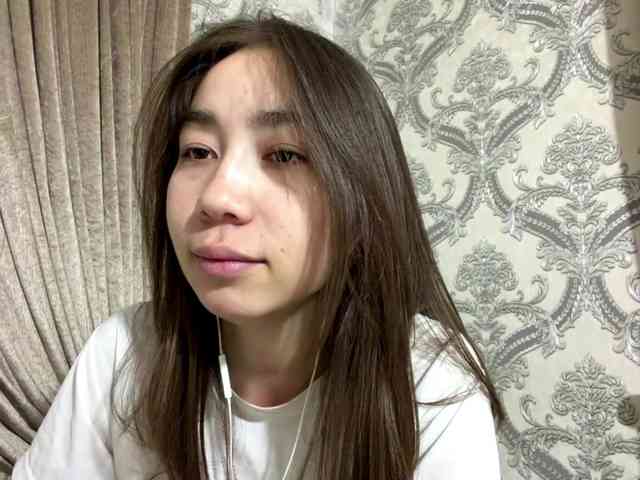 ClaudiaChouinard webcam