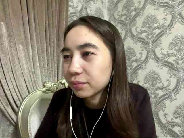 ClaudiaChouinard webcam