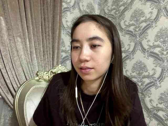ClaudiaChouinard webcam