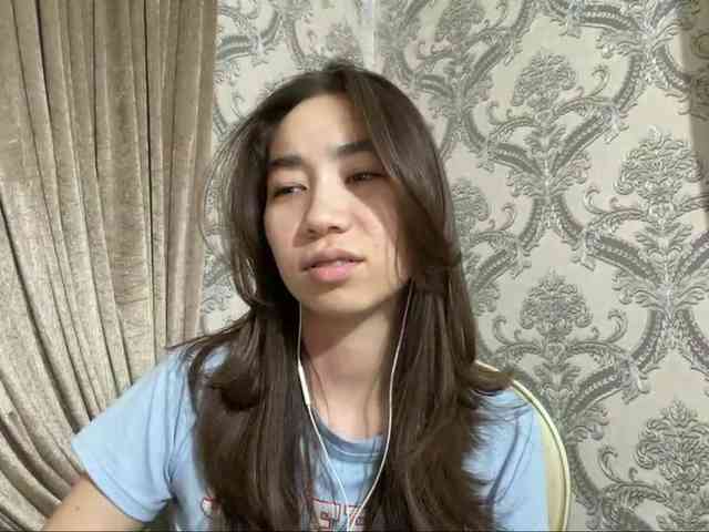 ClaudiaChouinard webcam