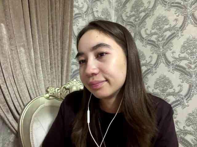 ClaudiaChouinard webcam