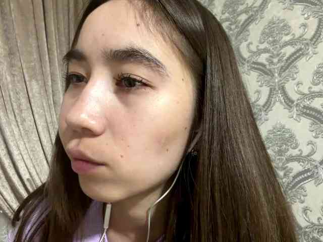ClaudiaChouinard webcam