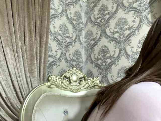 ClaudiaChouinard webcam