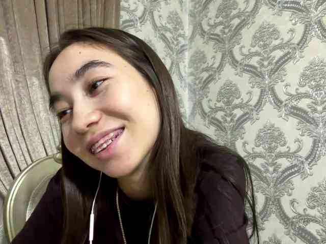 ClaudiaChouinard webcam