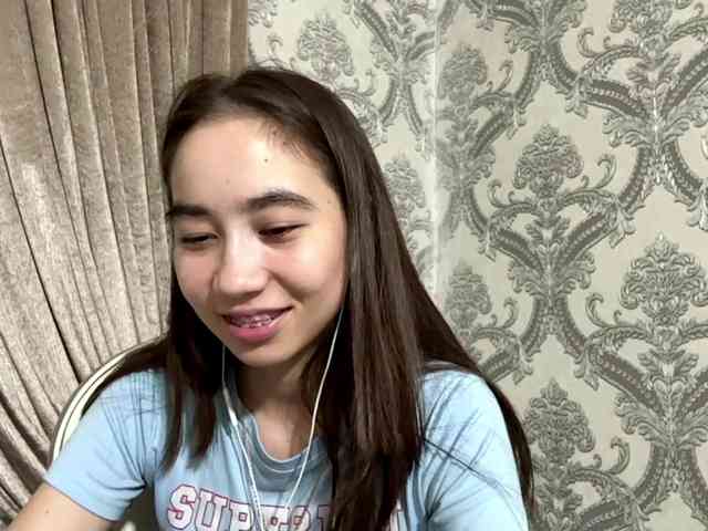 ClaudiaChouinard Live Webcam on BongaCams