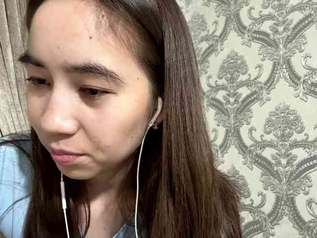 ClaudiaChouinard webcam