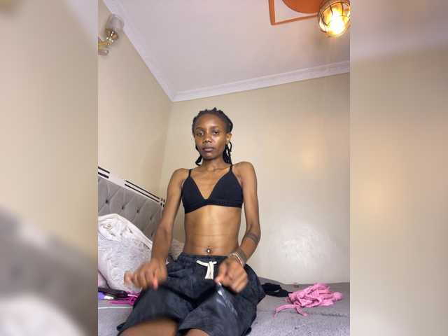 Yourdolls live webcam show