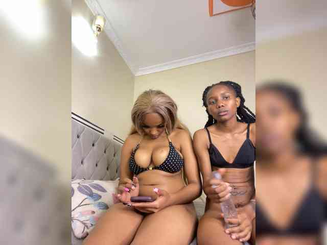 Yourdolls Sex Cam Show