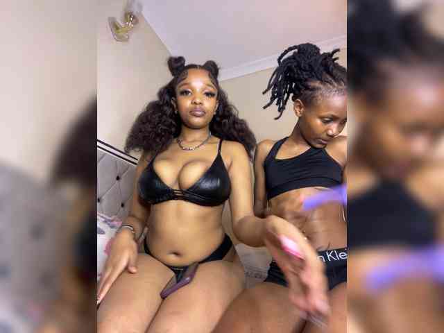 Yourdolls webcam