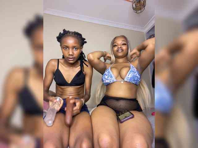 Yourdolls webcam