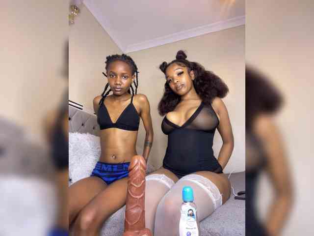 Yourdolls webcam