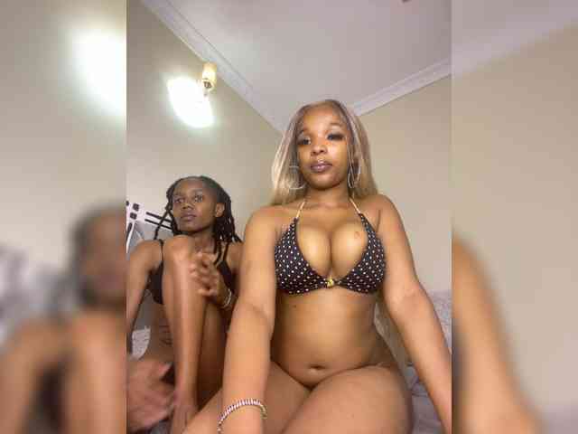 Yourdolls webcam