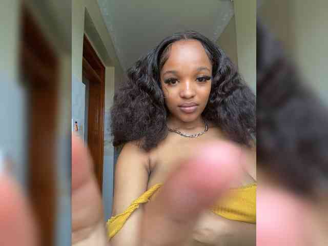Yourdolls webcam