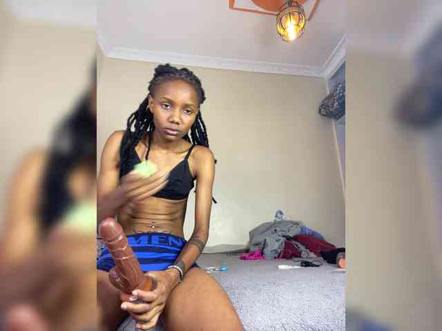 Yourdolls webcam