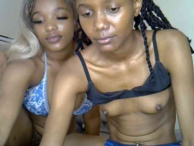 Yourdolls Sex Cam Show