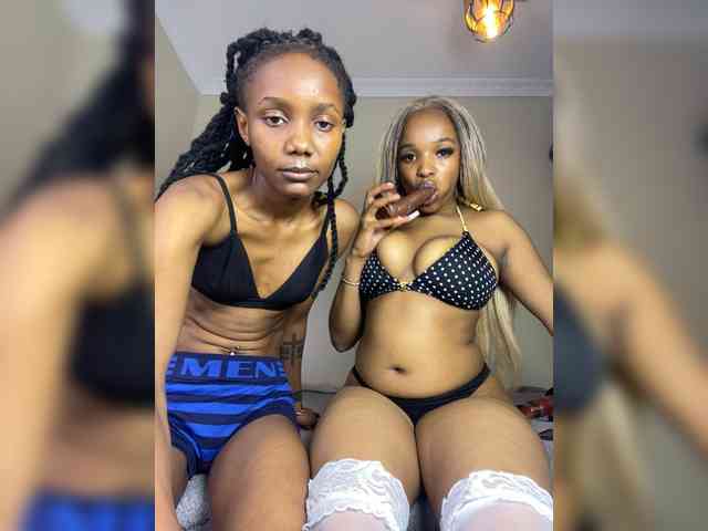 Yourdolls webcam