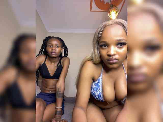 Yourdolls webcam