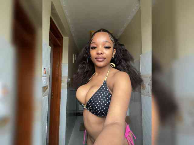 Yourdolls webcam