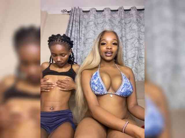 Yourdolls webcam