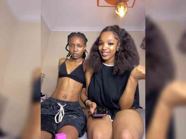 Yourdolls webcam