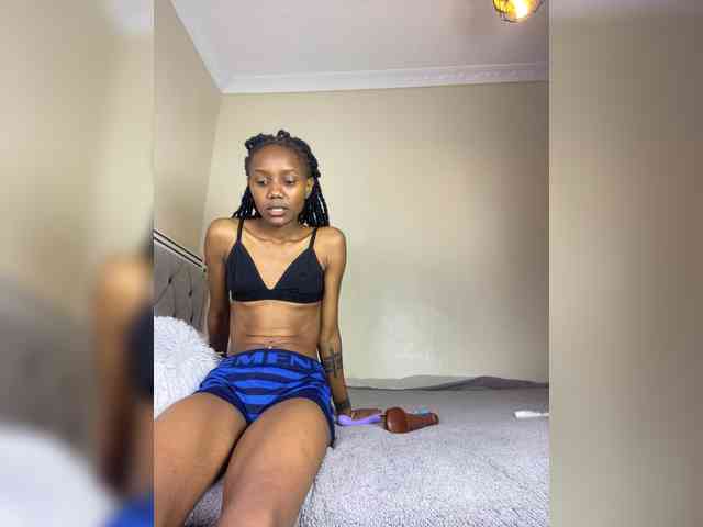 Yourdolls webcam