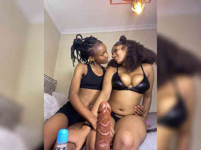 Yourdolls webcam