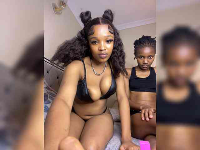Yourdolls webcam