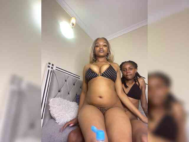 Yourdolls Sex Cam Show