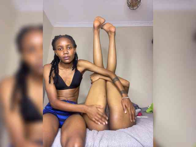 Yourdolls webcam