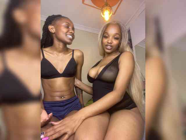 Yourdolls webcam
