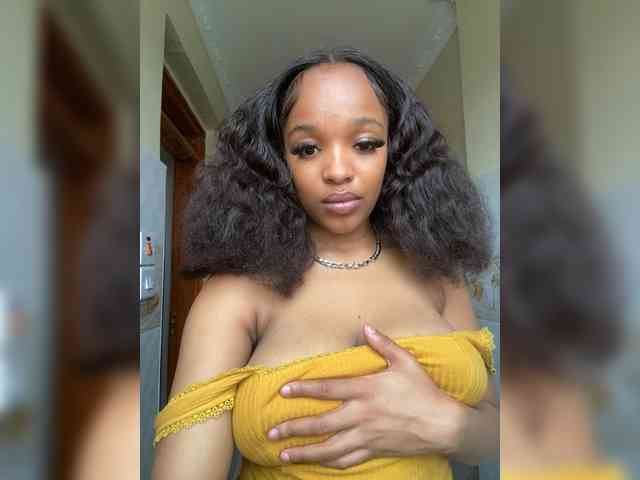 Yourdolls webcam