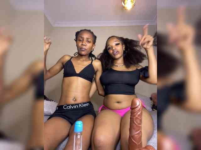 Yourdolls webcam