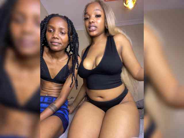Yourdolls webcam