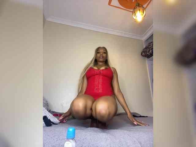 Yourdolls webcam