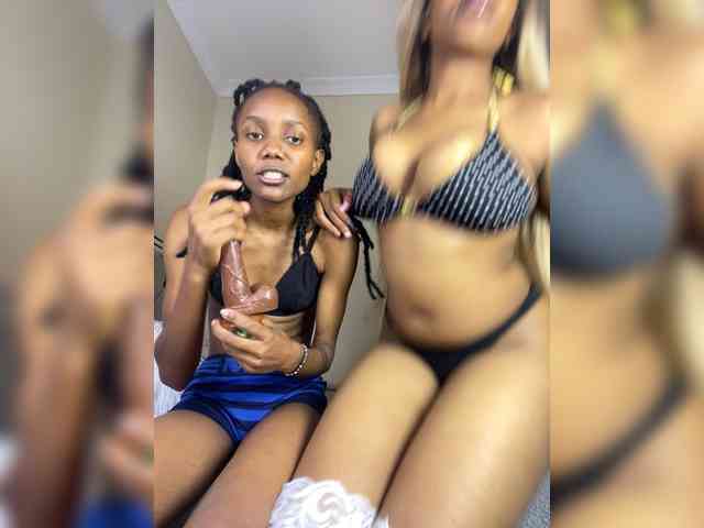 Yourdolls webcam