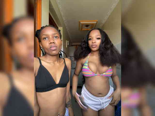 Yourdolls webcam