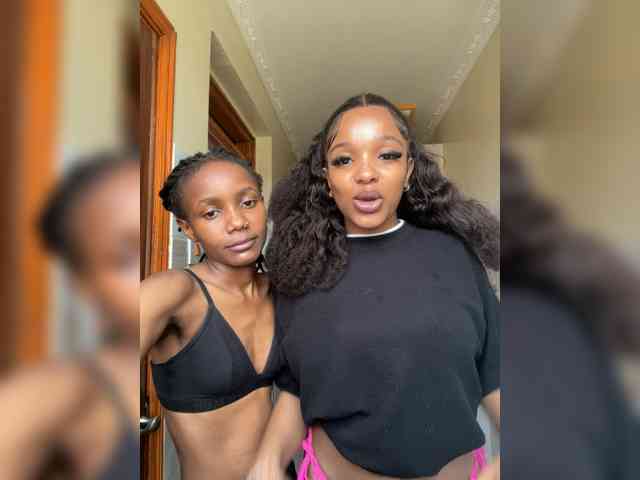 Yourdolls webcam