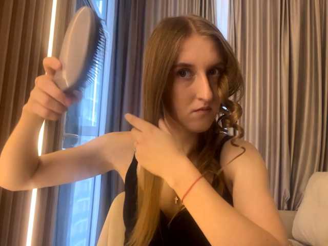 DionneCrum