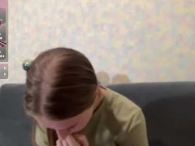DionneCrum live cam on BongaCams