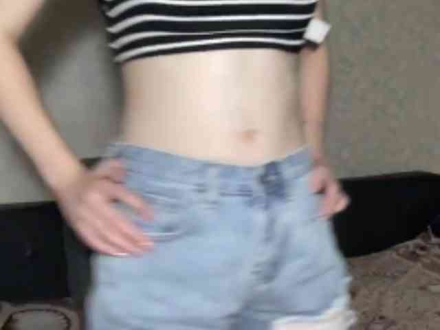 DionneCrum webcam