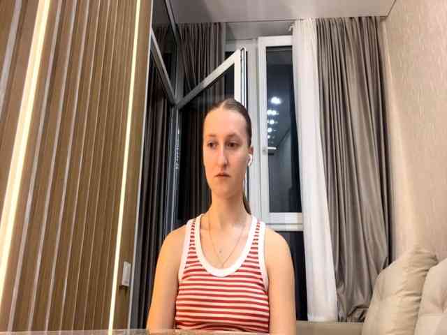 DionneCrum