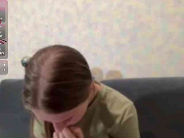DionneCrum webcam
