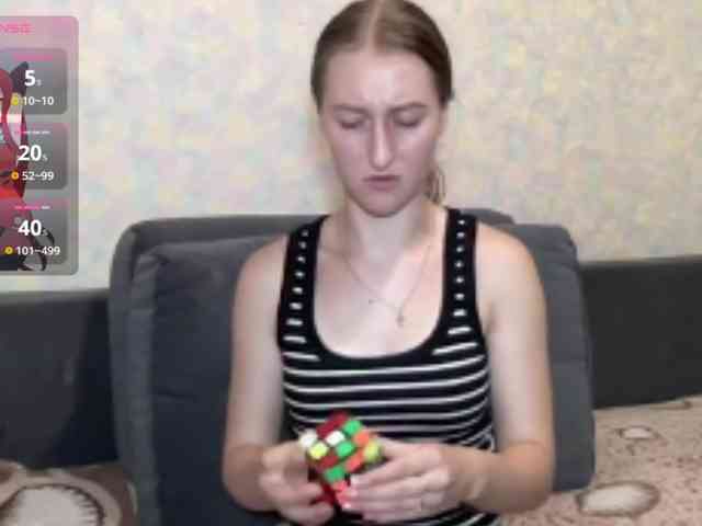 DionneCrum webcam