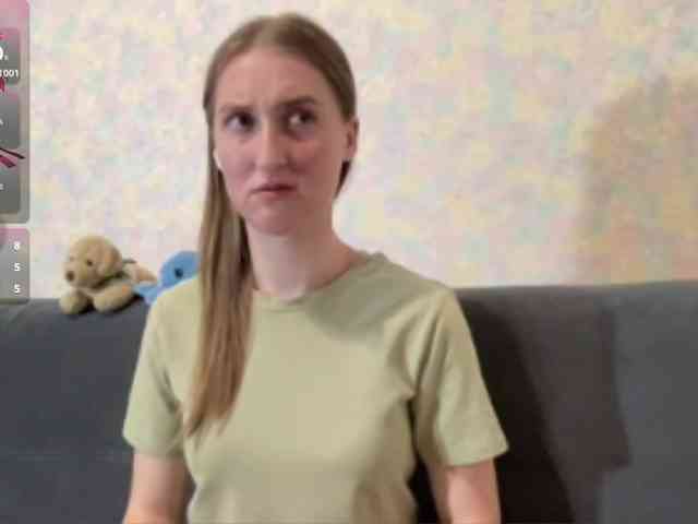 DionneCrum webcam