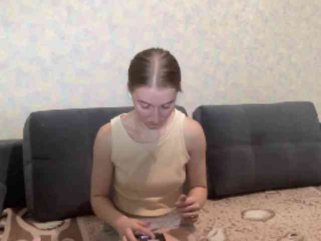 DionneCrum webcam