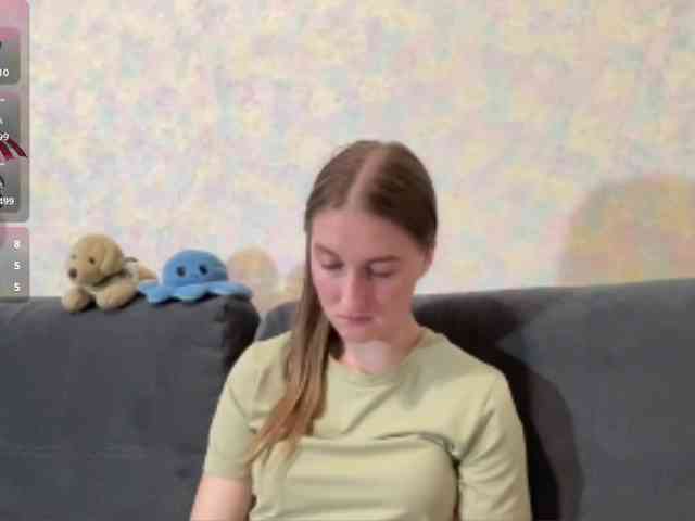 DionneCrum webcam