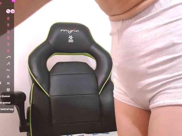 Blackcat69's webcam live show