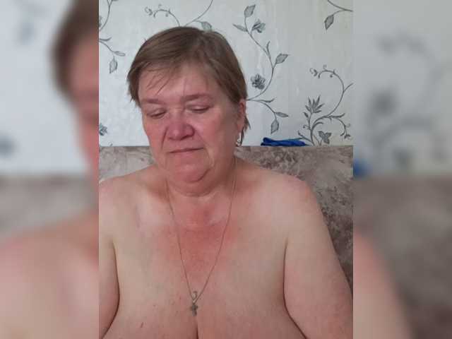 Elenag2 live cam on BongaCams