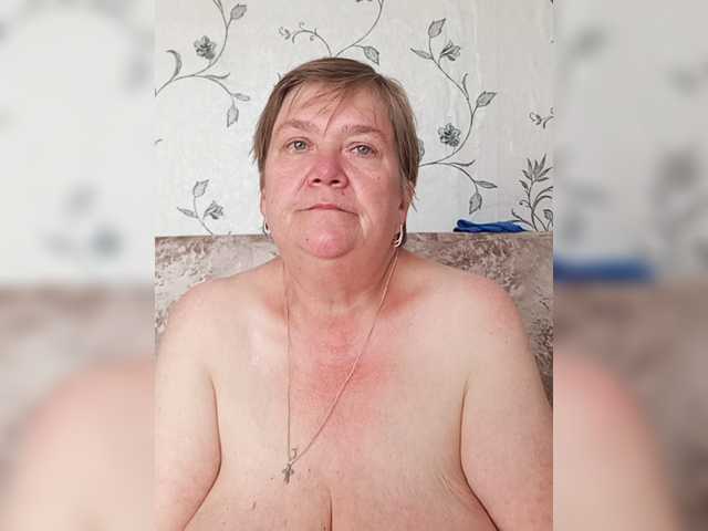 Elenag2 live cam on BongaCams