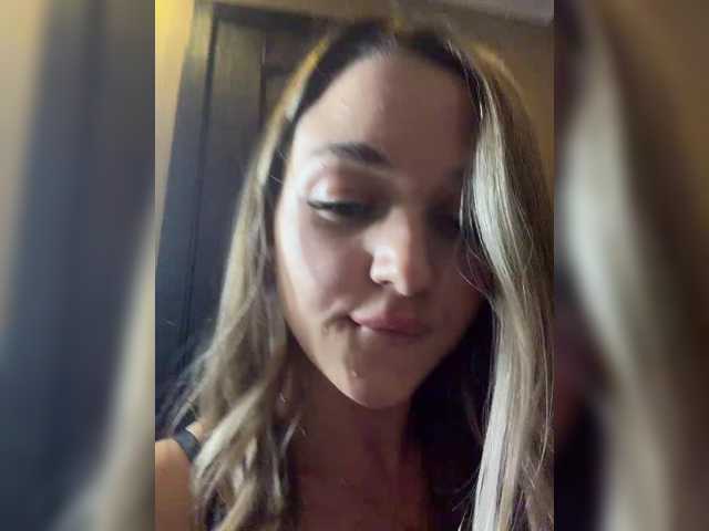 Aven7 live cam on BongaCams